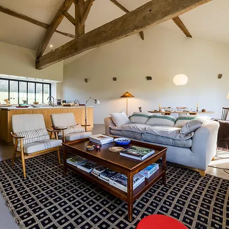 Villa Retreat Keyweek House With Character Pool Fireplace And Garden *